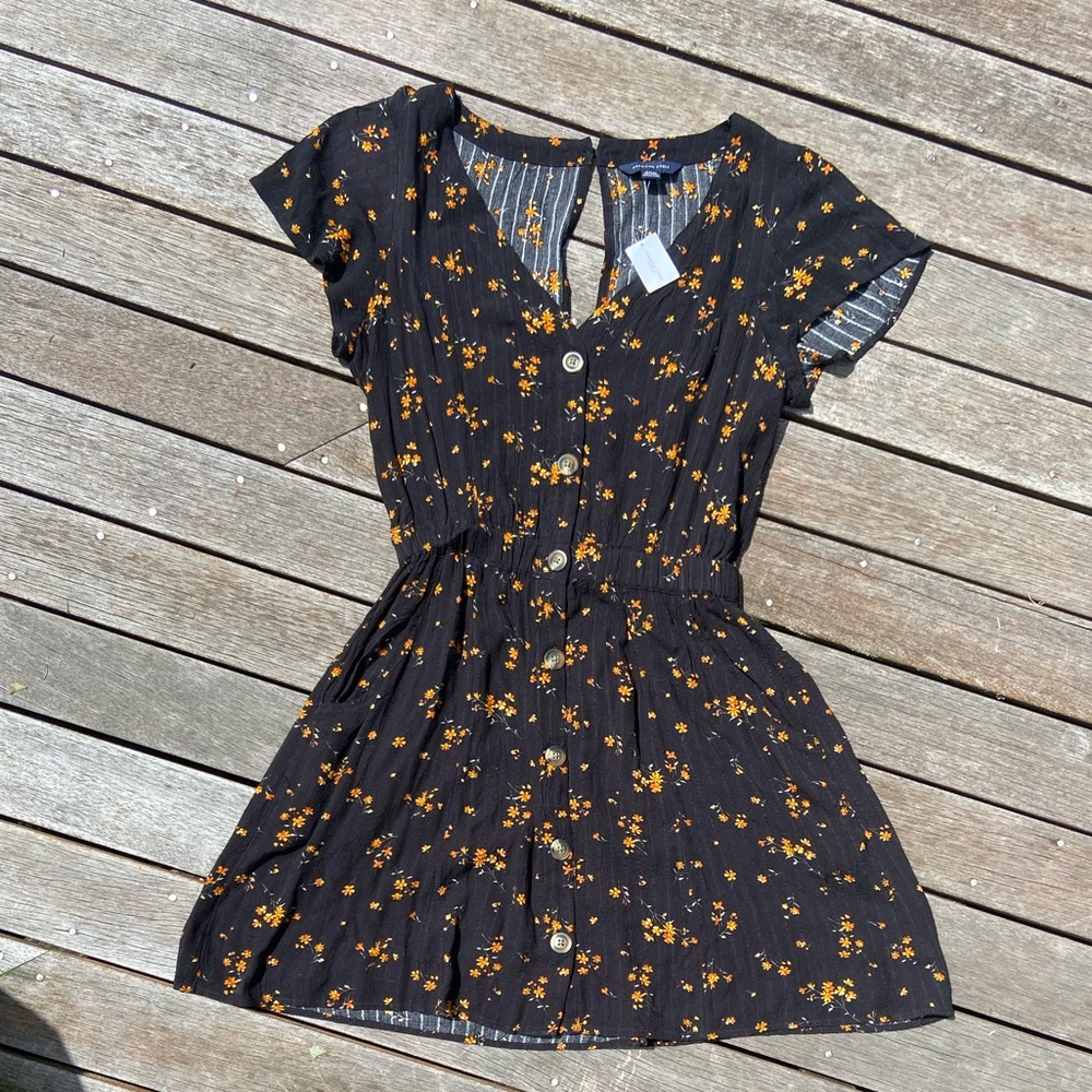 American Eagle Black & Floral Button Up Dress, Sm